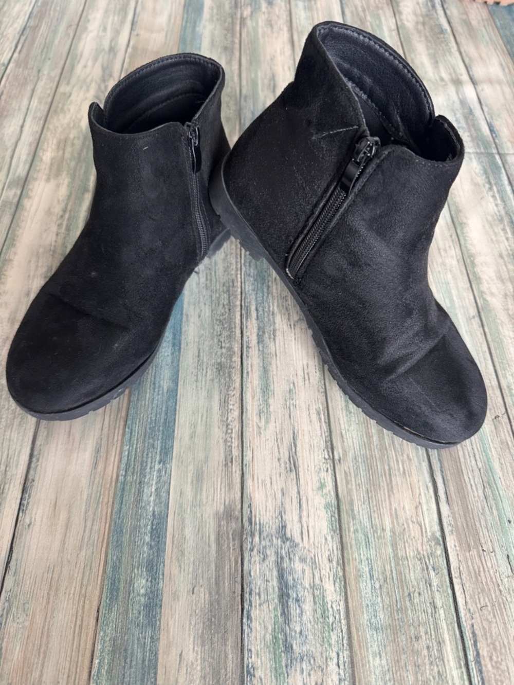 fabkids Black Kids' Ankle Zip Boots (Sz: 4)